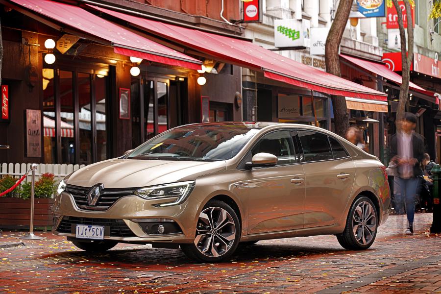  Renault Megane Sedan 2017 года  (AU) (фото 13 из 27)